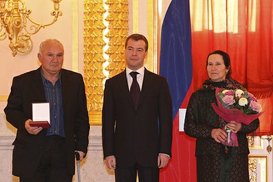Абдулхалик Халиков, Д.А. Медведев, Ханпери Халикова.