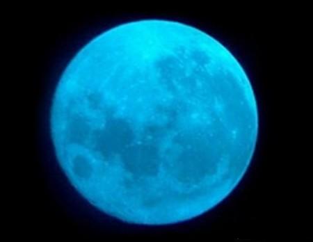 Синяя Луна.